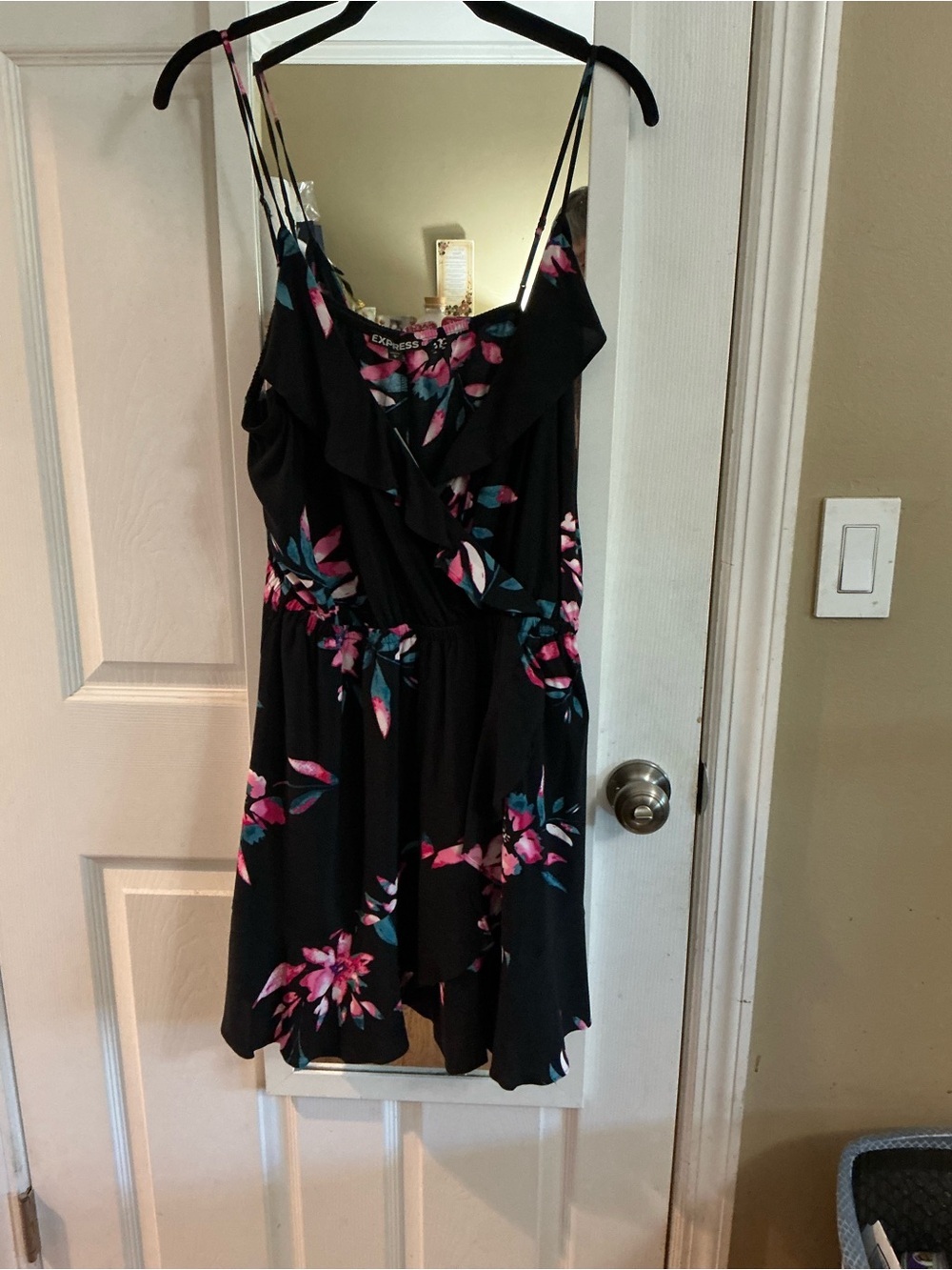 Express Black Floral Mini Dress NWT Size L/G